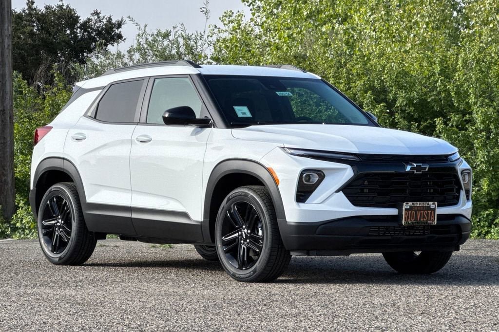 New 2026 Chevrolet TrailBlazer LT w/ Convenience Package AWD/4WD image 2