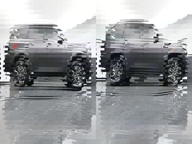 Used 2024 INFINITI QX80 Luxe image 34
