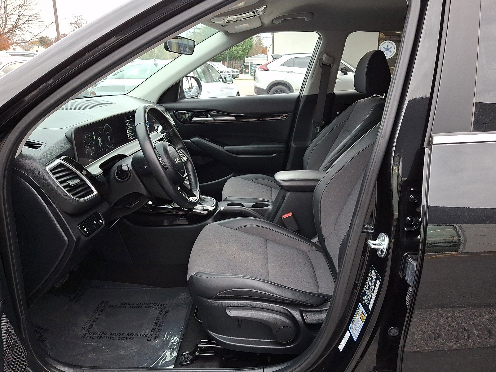 Used 2024 Kia Seltos S image 14