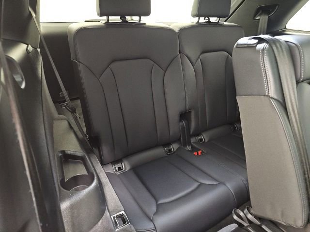 Used 2025 Audi Q7 3.0T Premium Plus image 38