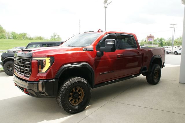Used 2024 GMC Sierra 2500 AT4X AWD/4WD image 5