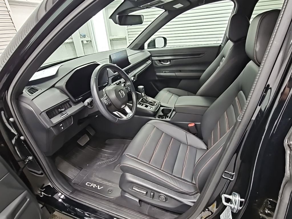 Used 2025 Honda CR-V Sport-L image 11