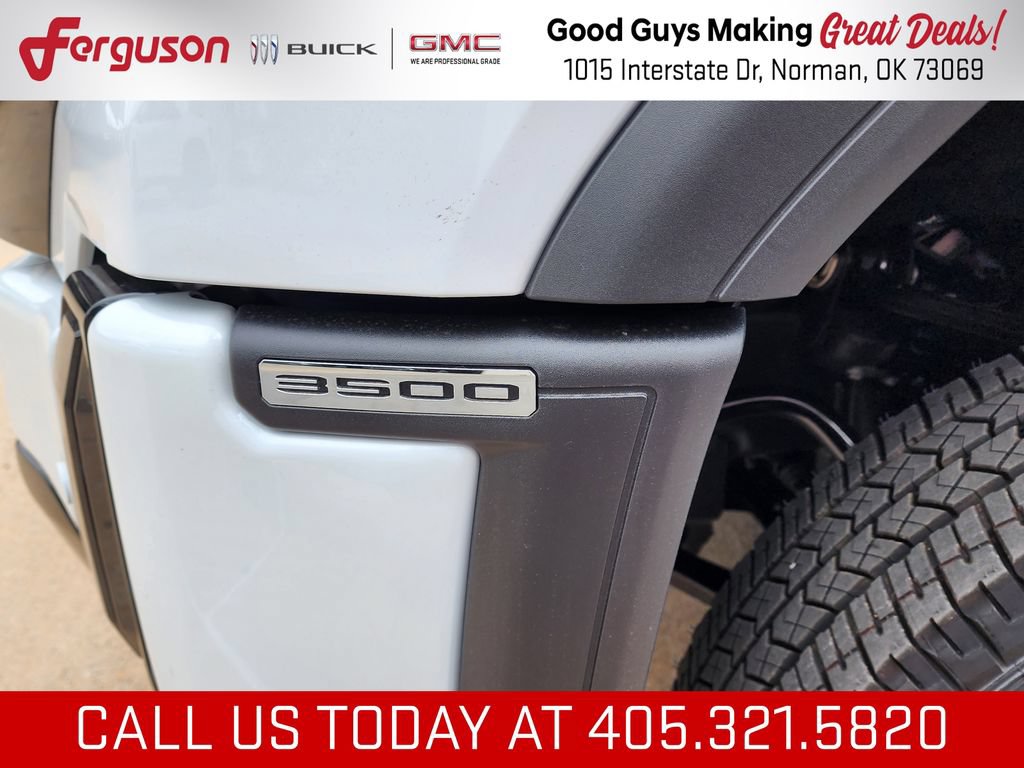 New 2026 GMC Sierra 3500 Denali Ultimate AWD/4WD image 10