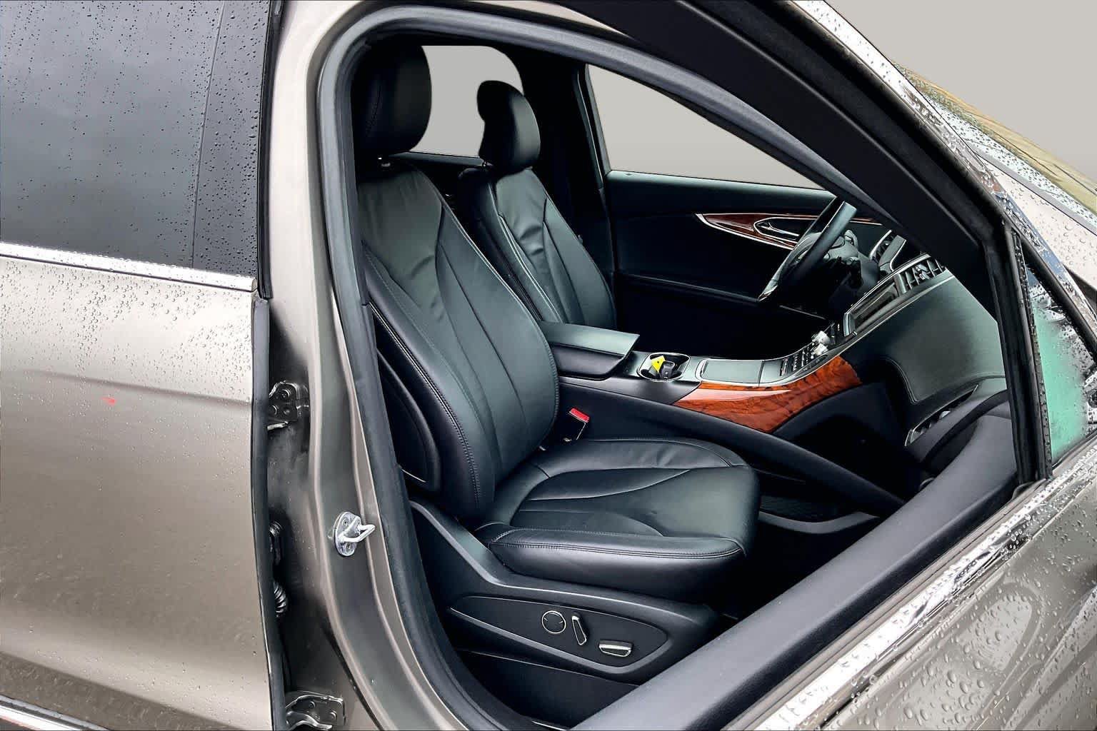 Used 2016 Lincoln MKX Select w/ Select Plus Package FWD image 9