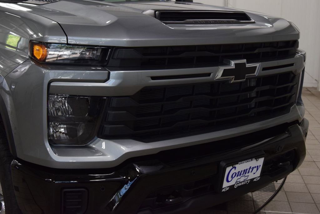 New 2026 Chevrolet Silverado 2500 Custom w/ Custom Value Package AWD/4WD image 13