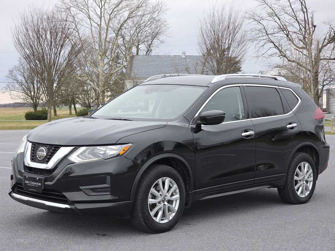 Used 2020 Nissan Rogue SV image 4