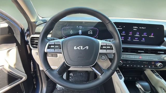 Used 2024 Kia Telluride S FWD image 13