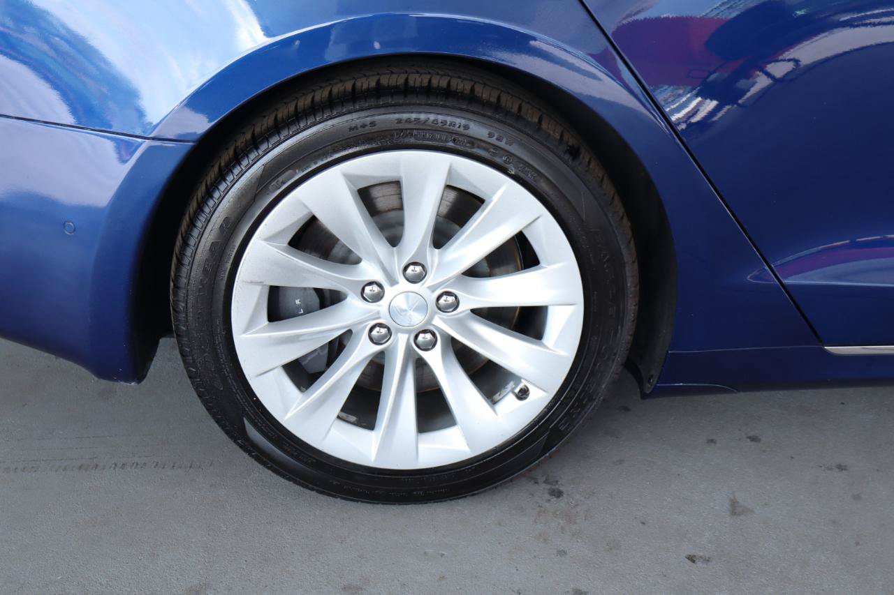 Used 2018 Tesla Model S 100D AWD/4WD image 5