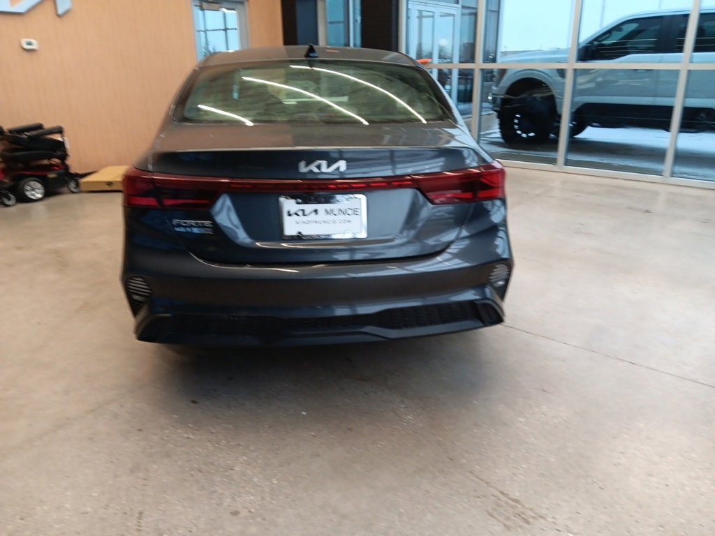 Used 2023 Kia Forte LXS image 11