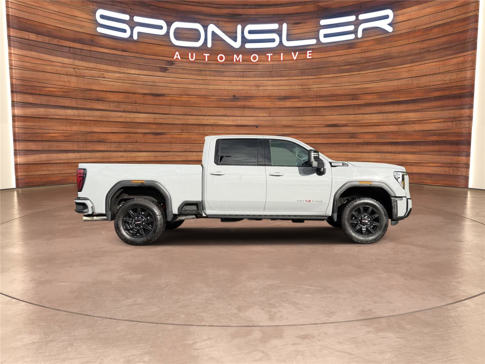 Used 2025 GMC Sierra 2500 AT4 w/ AT4 Premium Plus Package image 5