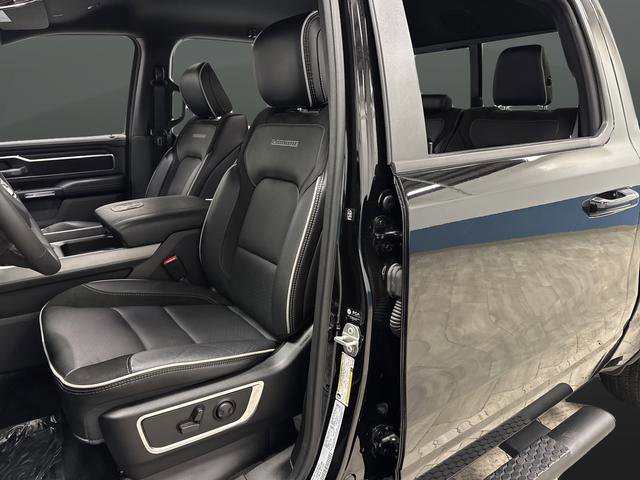 Used 2025 RAM 1500 Laramie w/ Sport Appearance Package image 4