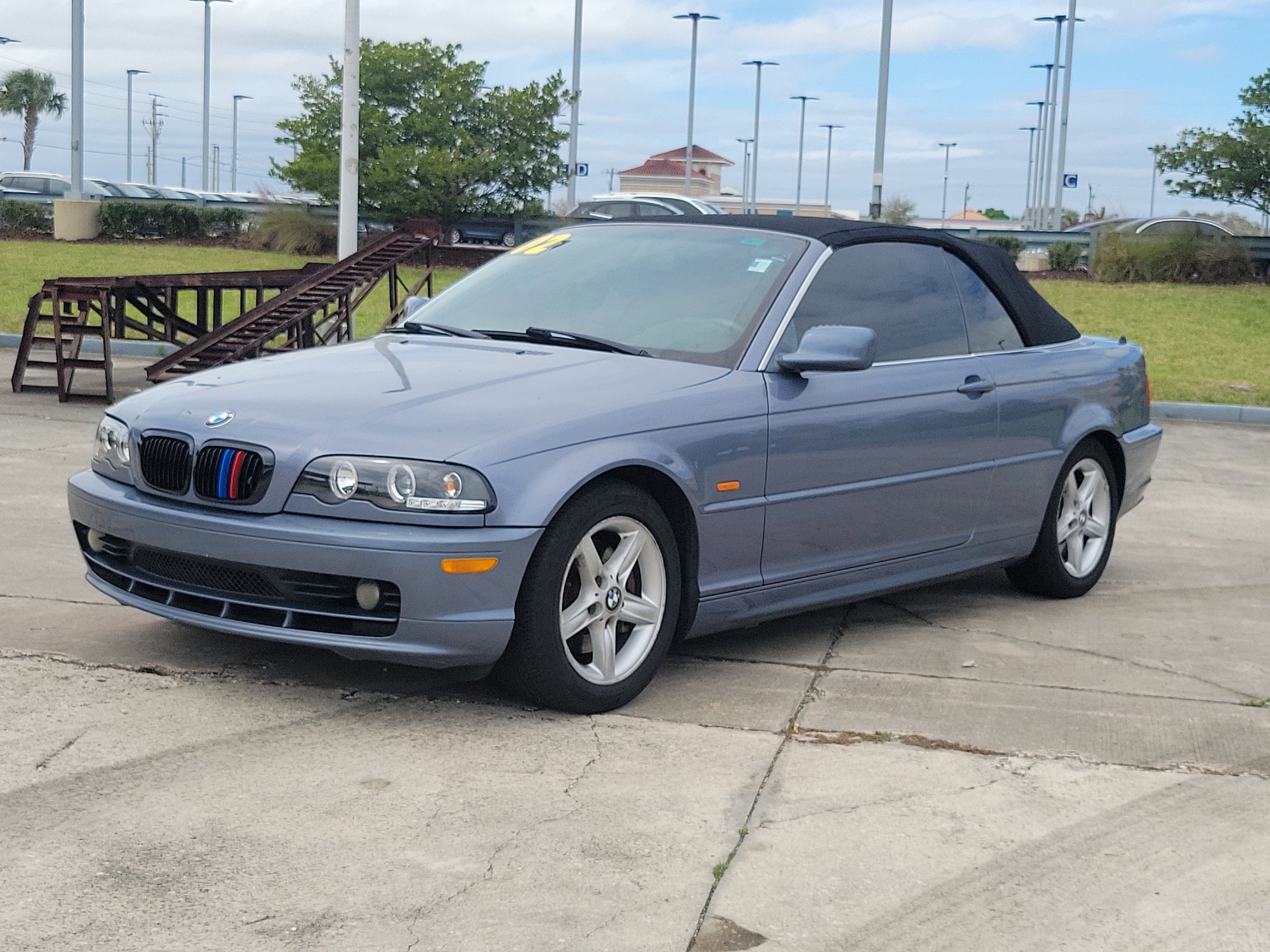 Used 2002 BMW 325Ci Convertible image 2