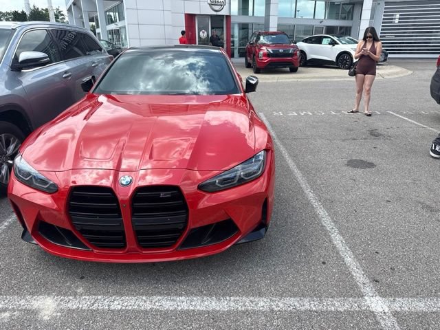 Used 2021 BMW M4 Competition w/ M Carbon Exterior Package RWD image 11