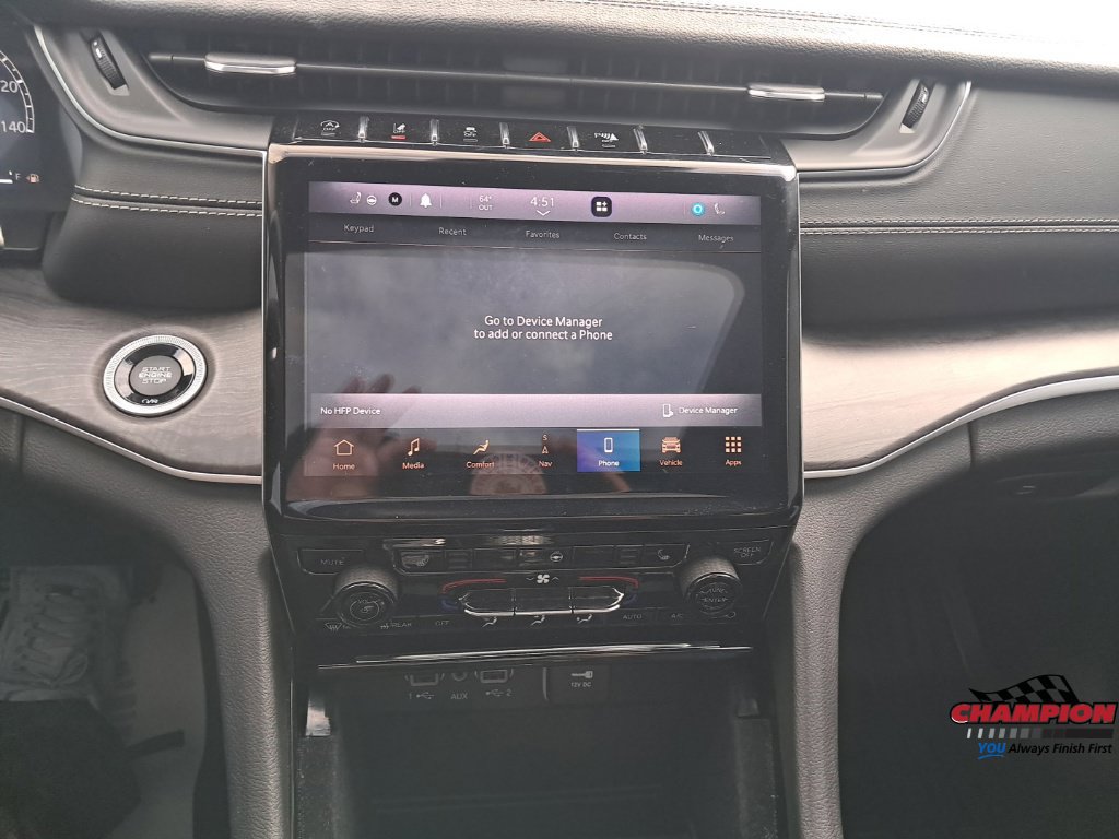 Used 2021 Jeep Grand Cherokee L Limited AWD/4WD image 32