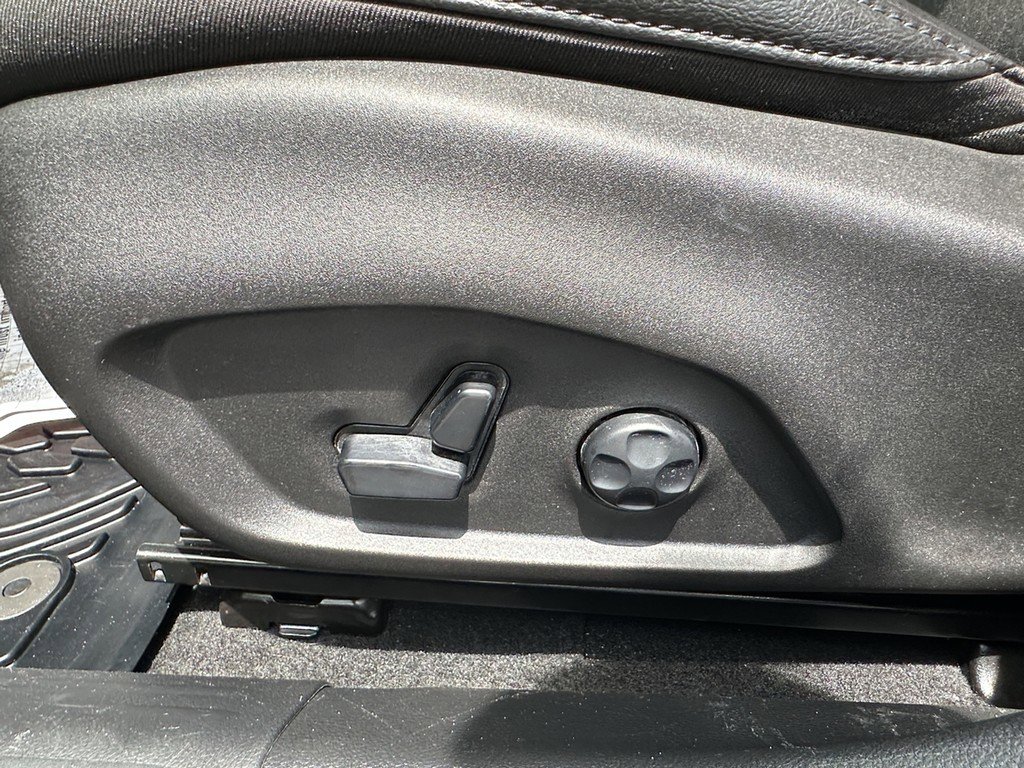 Used 2021 Jeep Compass Latitude image 11