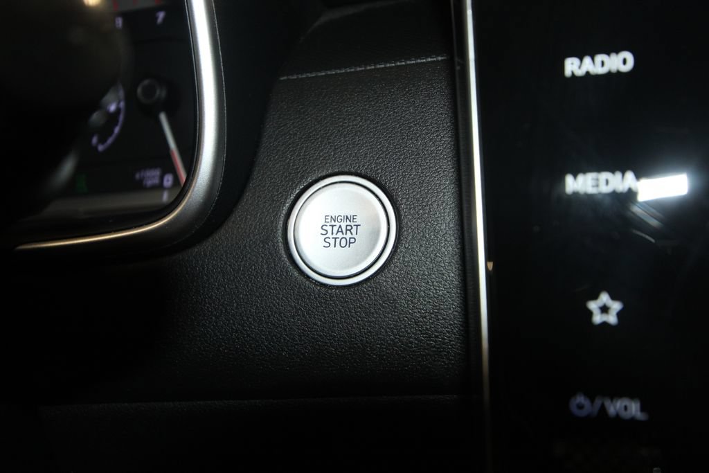 Used 2022 Hyundai Santa Cruz SEL AWD/4WD image 12