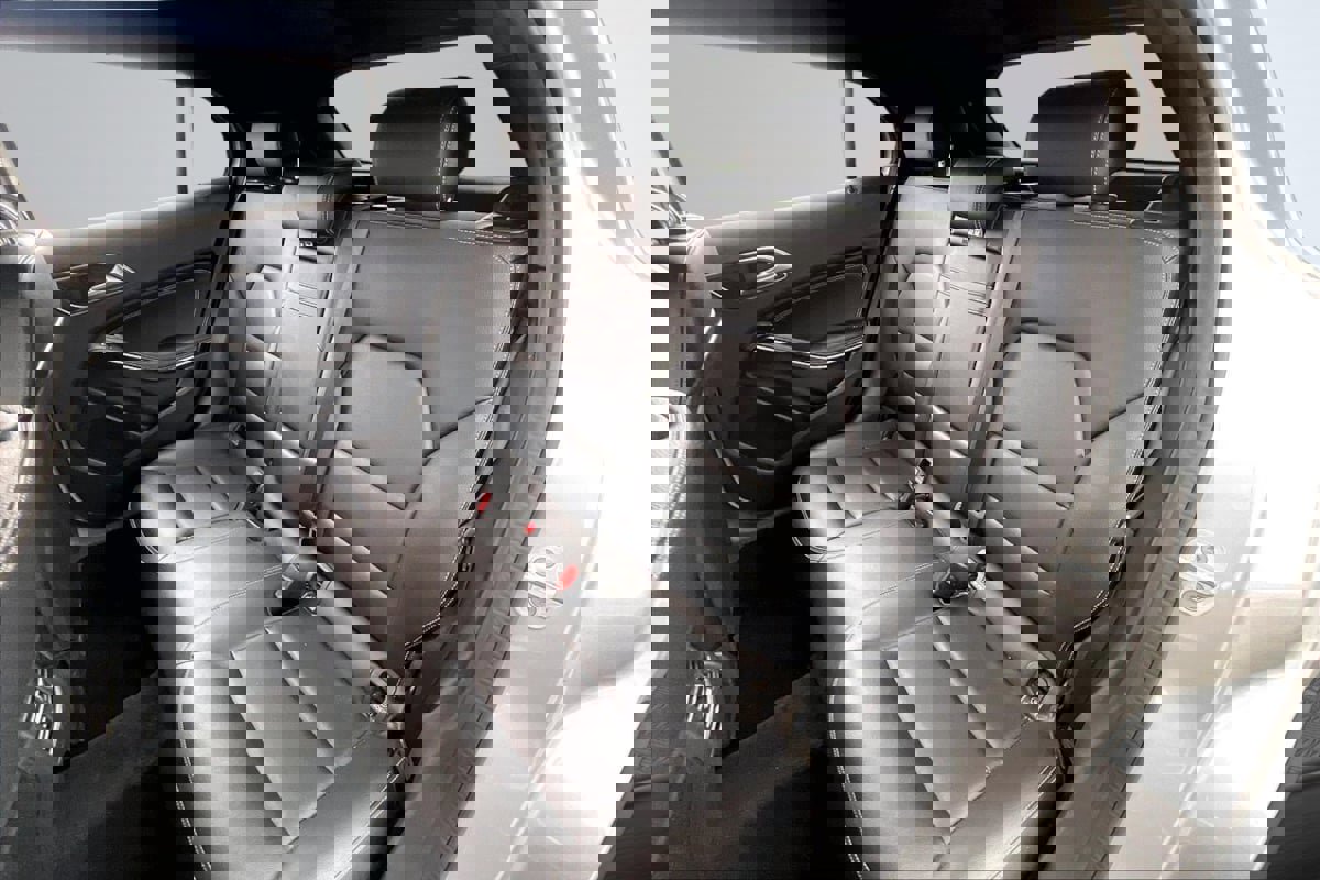 Used 2018 Mercedes-Benz GLA 250 image 26