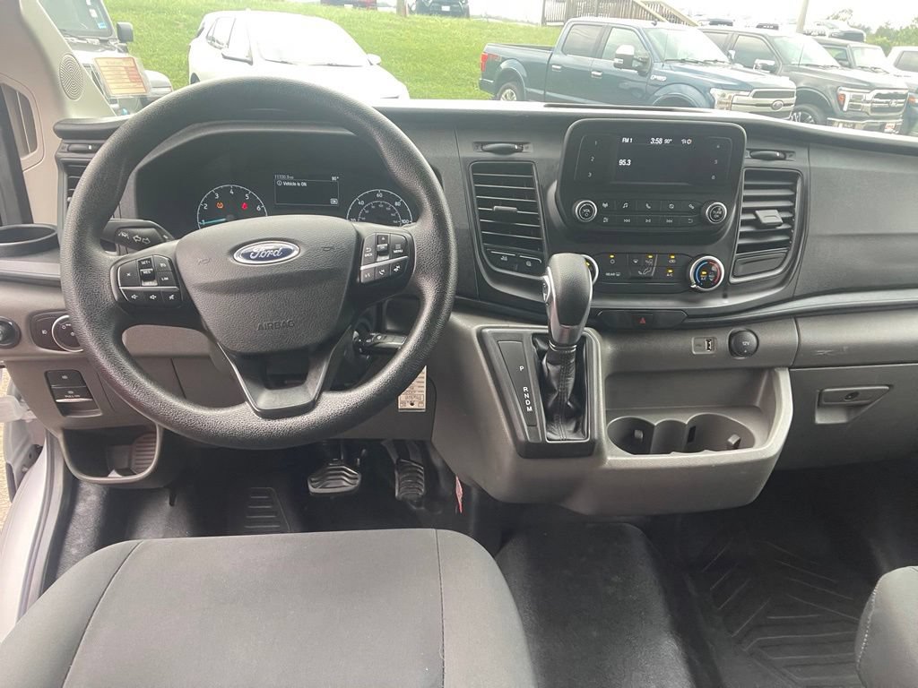 Used 2025 Ford Transit 250 Low Roof w/ Exterior Upgrade Package RWD image 4