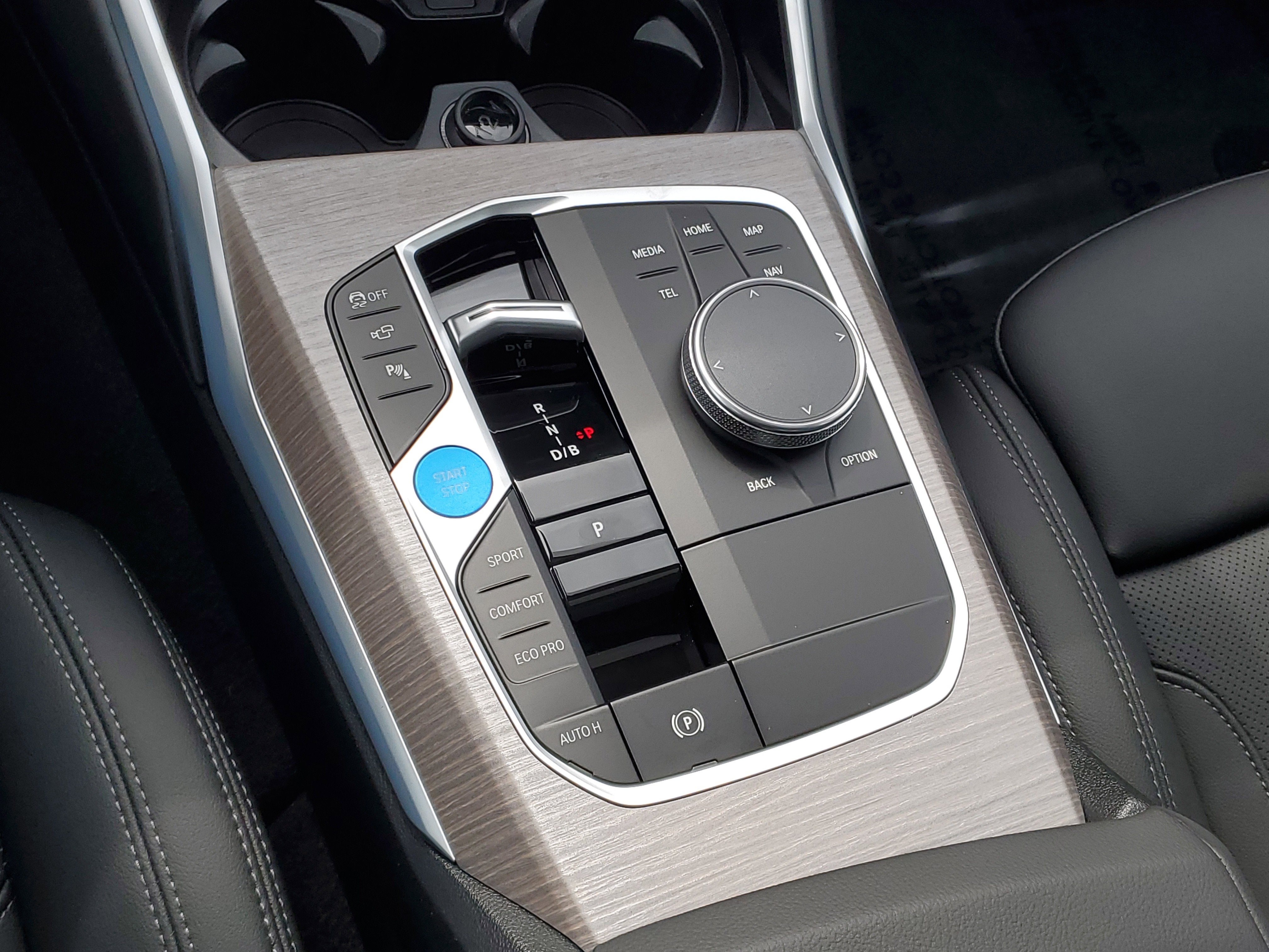 New 2026 BMW i4 xDrive40i w/ Premium Package image 20