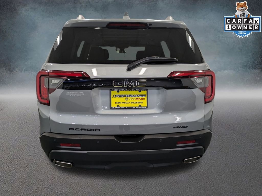 Used 2023 GMC Acadia SLE w/ Driver Convenience Package image 5