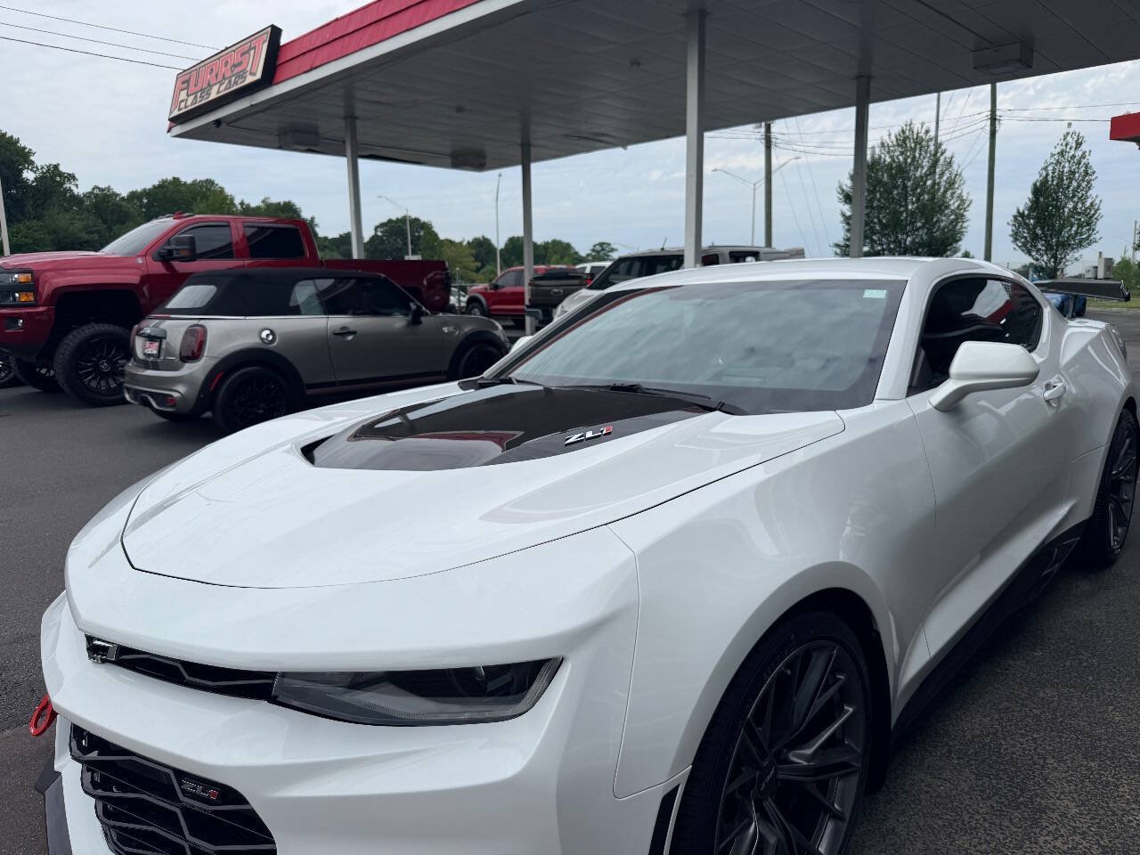 Used 2022 Chevrolet Camaro ZL1 RWD image 16
