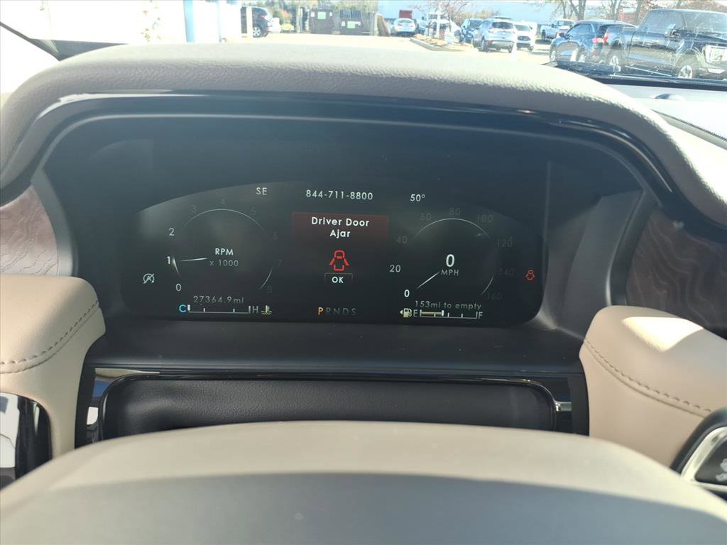 Certified 2023 Lincoln Nautilus Reserve w/ Equipment Group 201A image 16