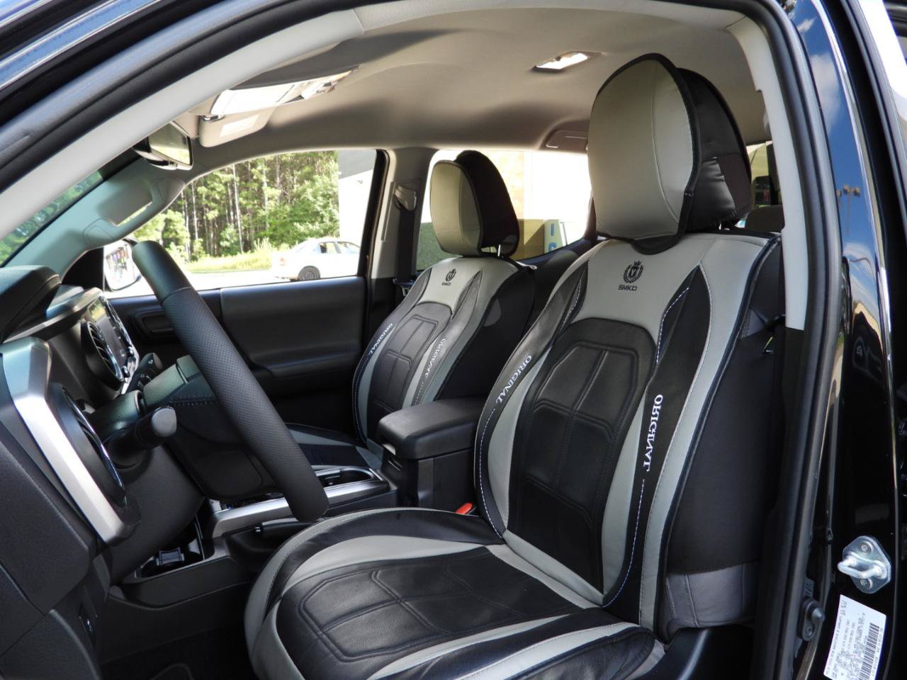 Used 2022 Toyota Tacoma SR5 RWD image 60