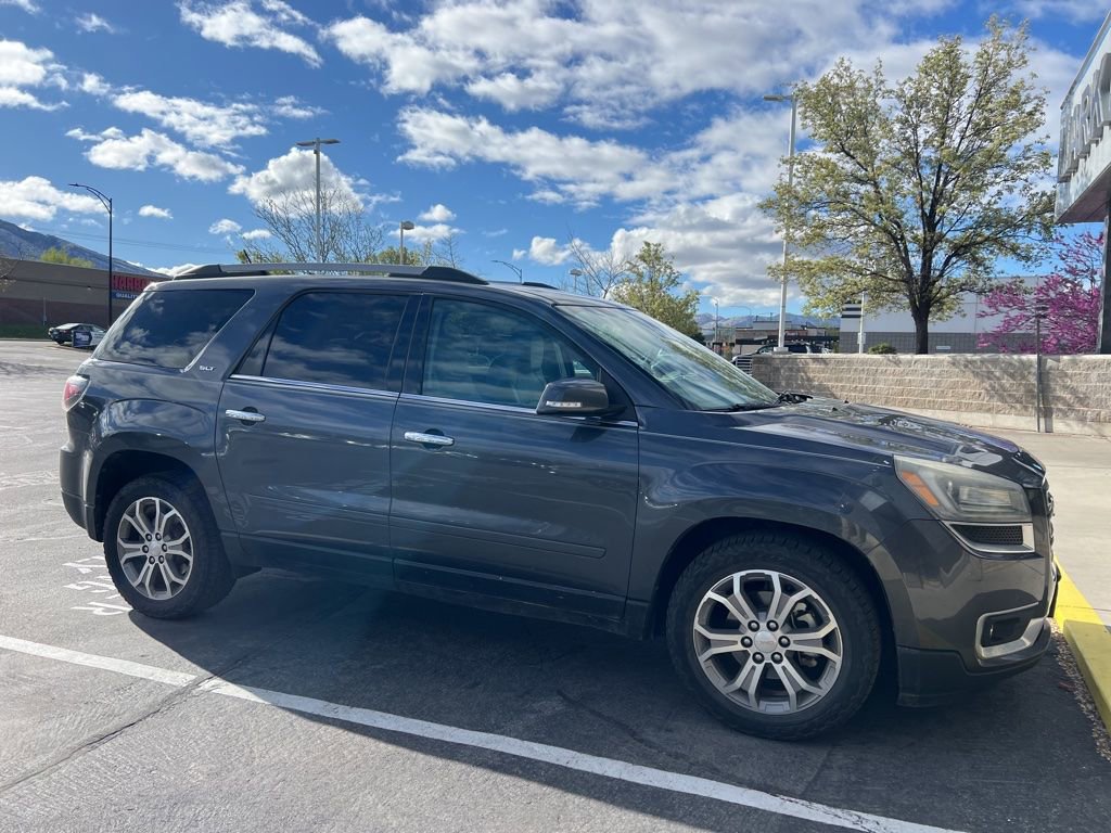 Used 2013 GMC Acadia SLT image 1