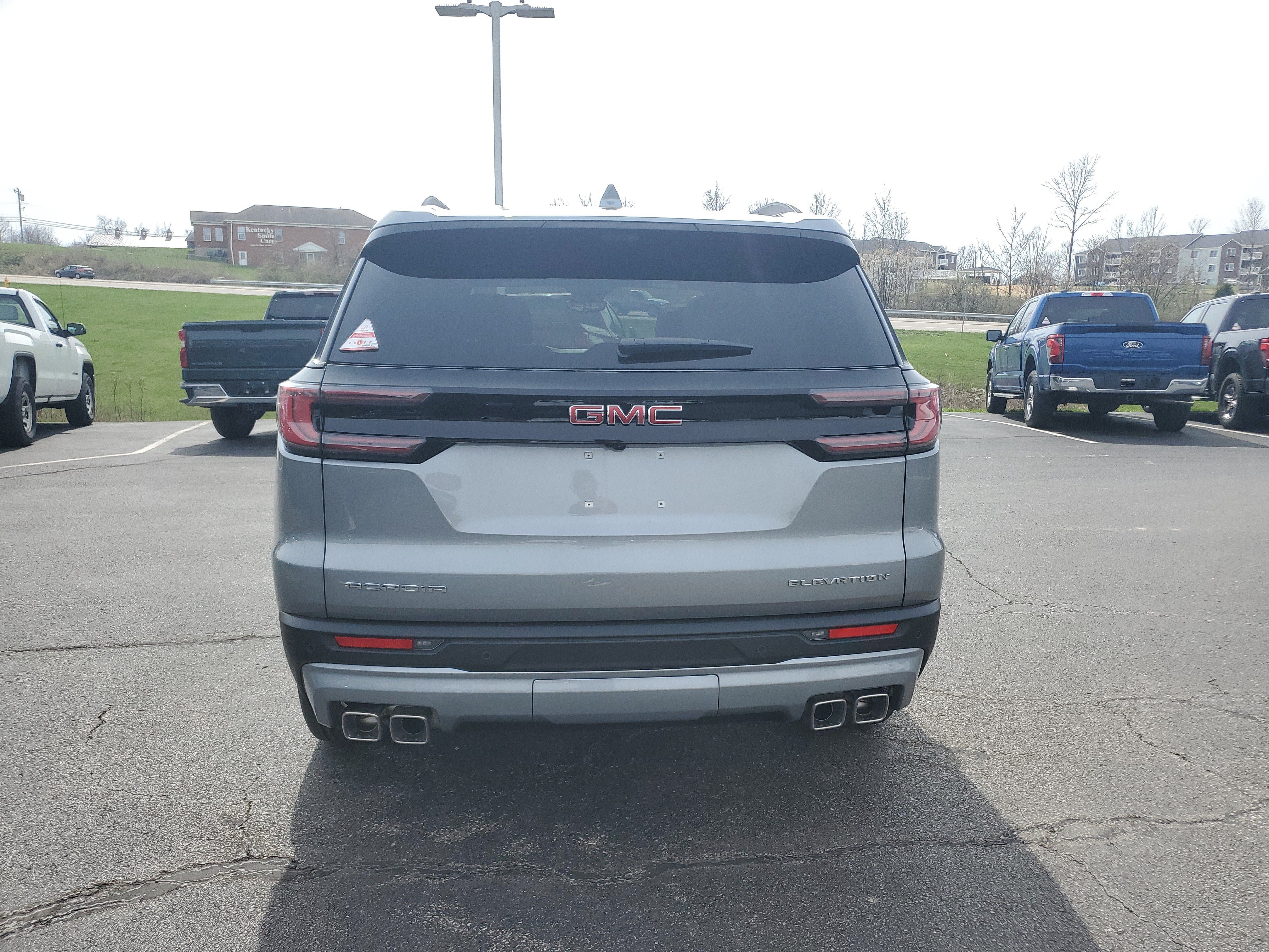 New 2026 GMC Acadia Elevation w/ Elevation Premium Package FWD image 5