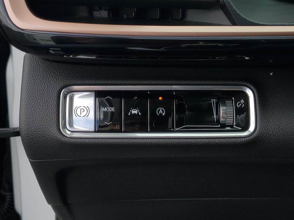 Used 2024 Buick Envision Sport Touring AWD/4WD image 9