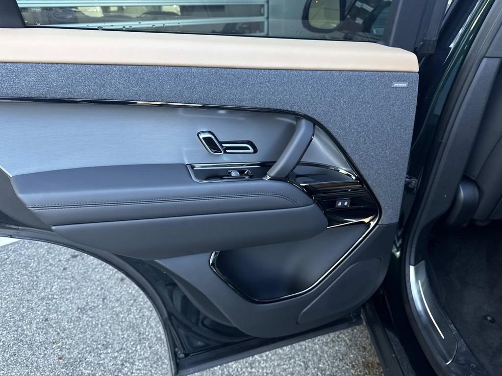 New 2026 Land Rover Range Rover Sport Dynamic SE image 13