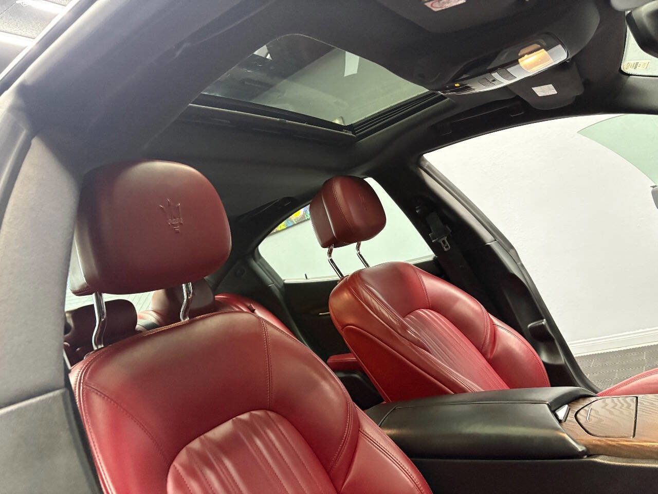 Used 2018 Maserati Ghibli S image 42