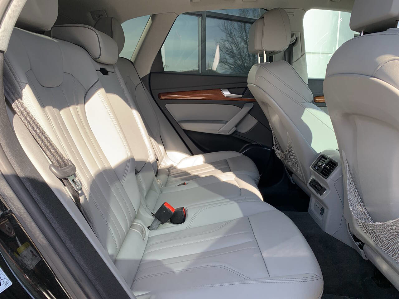 Used 2022 Audi Q5 e Premium image 12