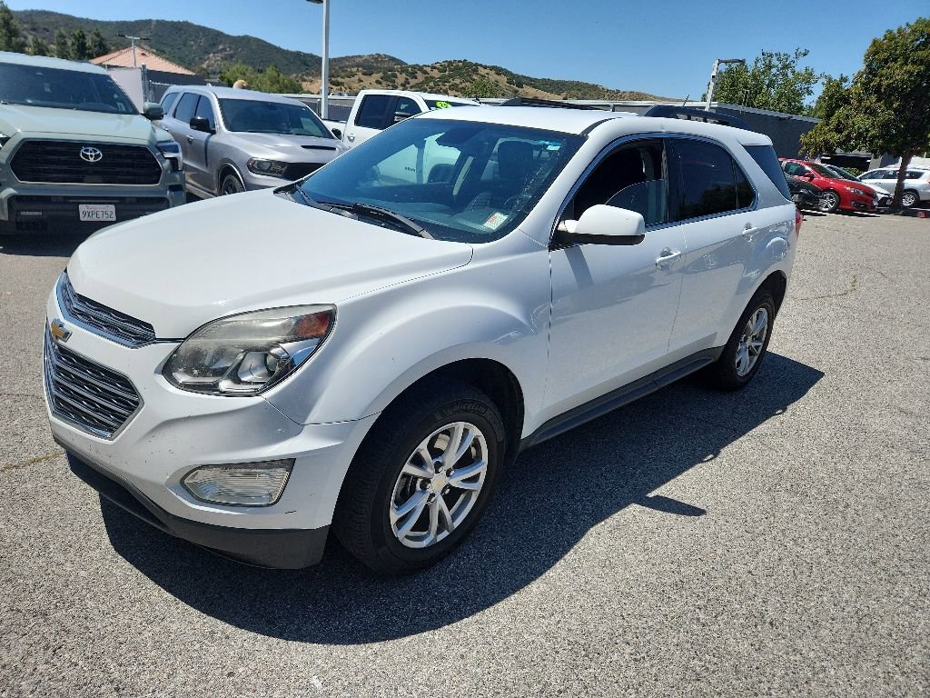 Used 2017 Chevrolet Equinox LT w/ Convenience Package AWD/4WD image 1