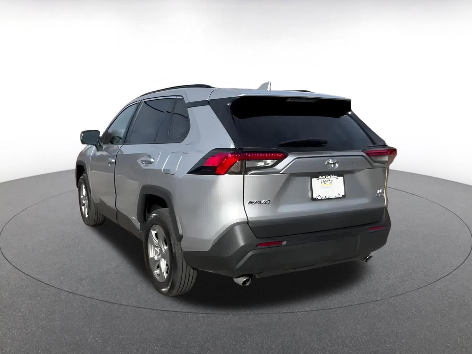 Used 2025 Toyota RAV4 LE image 11
