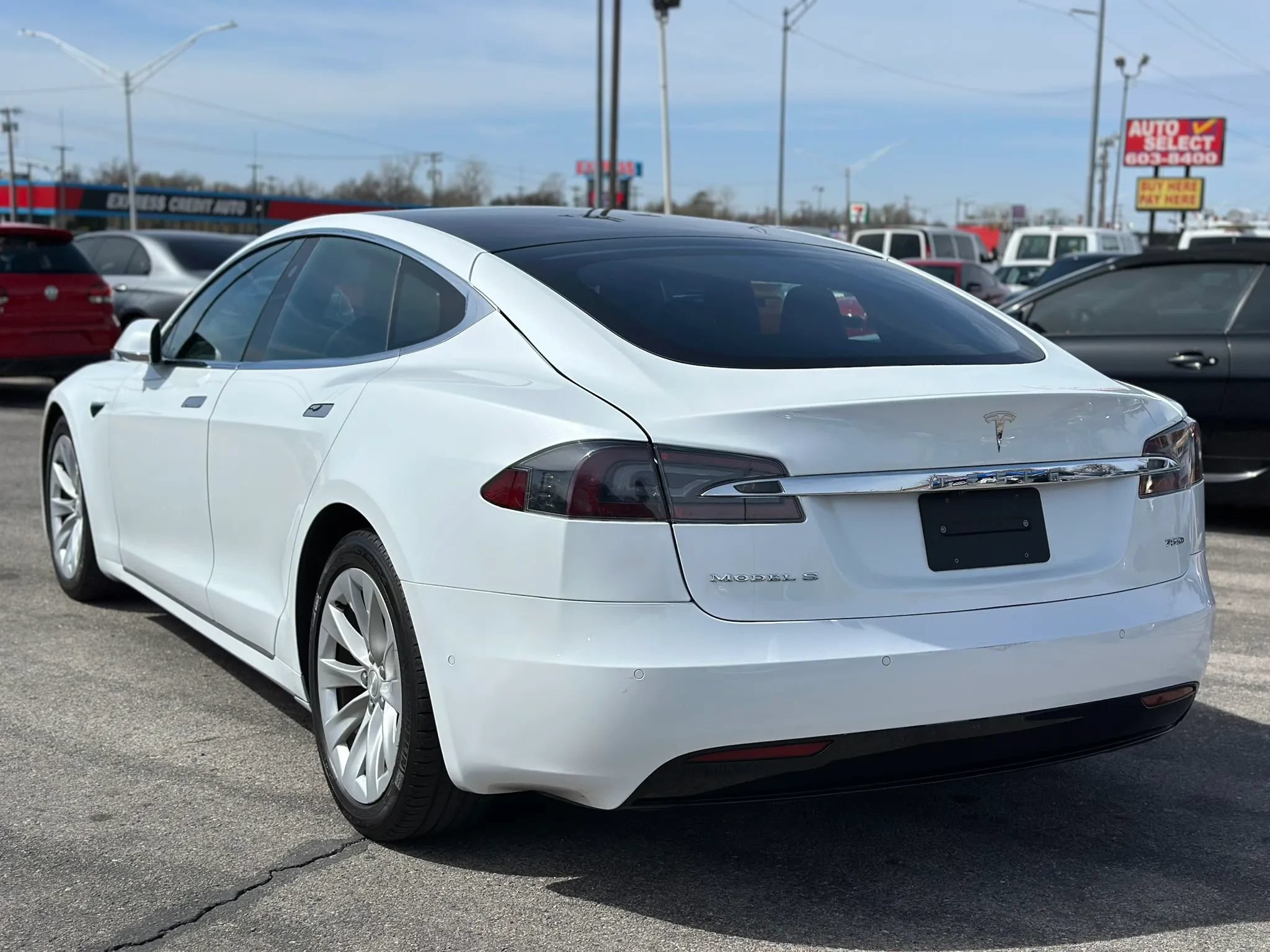 Used 2017 Tesla Model S 75D AWD/4WD image 9