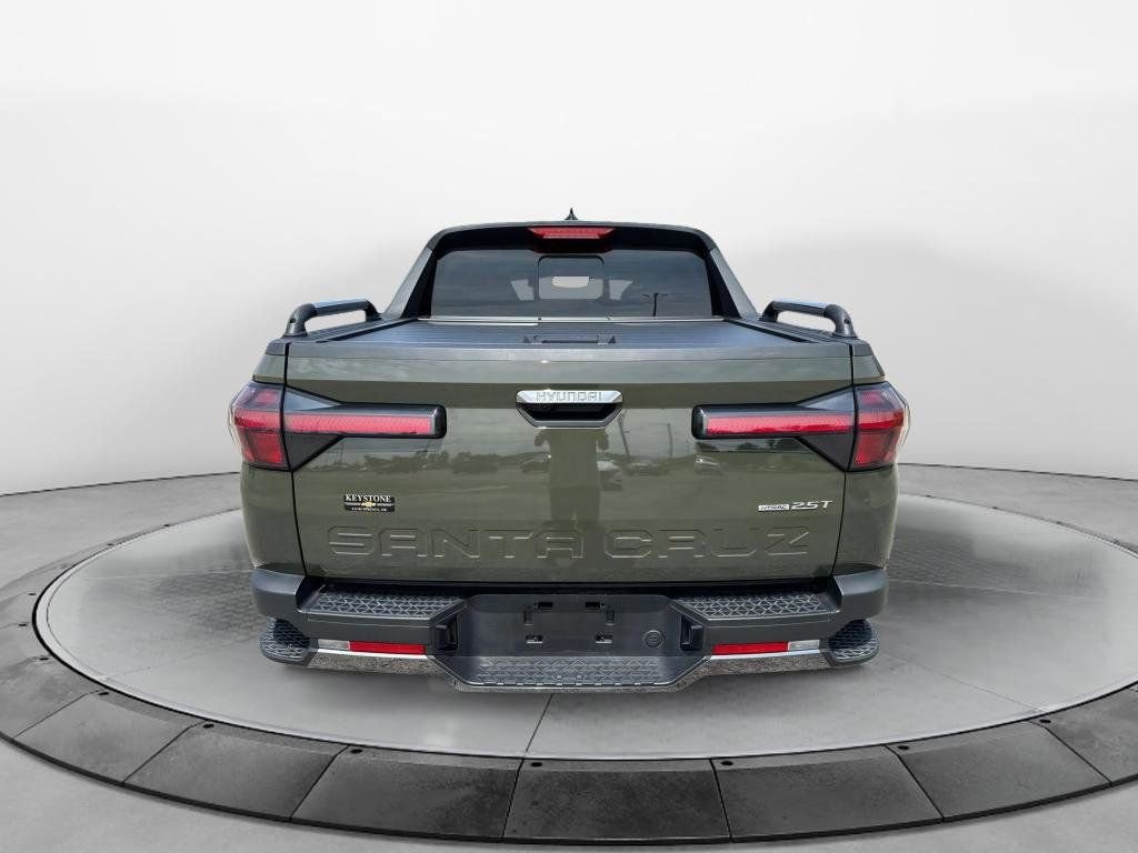 Used 2025 Hyundai Santa Cruz Limited image 4