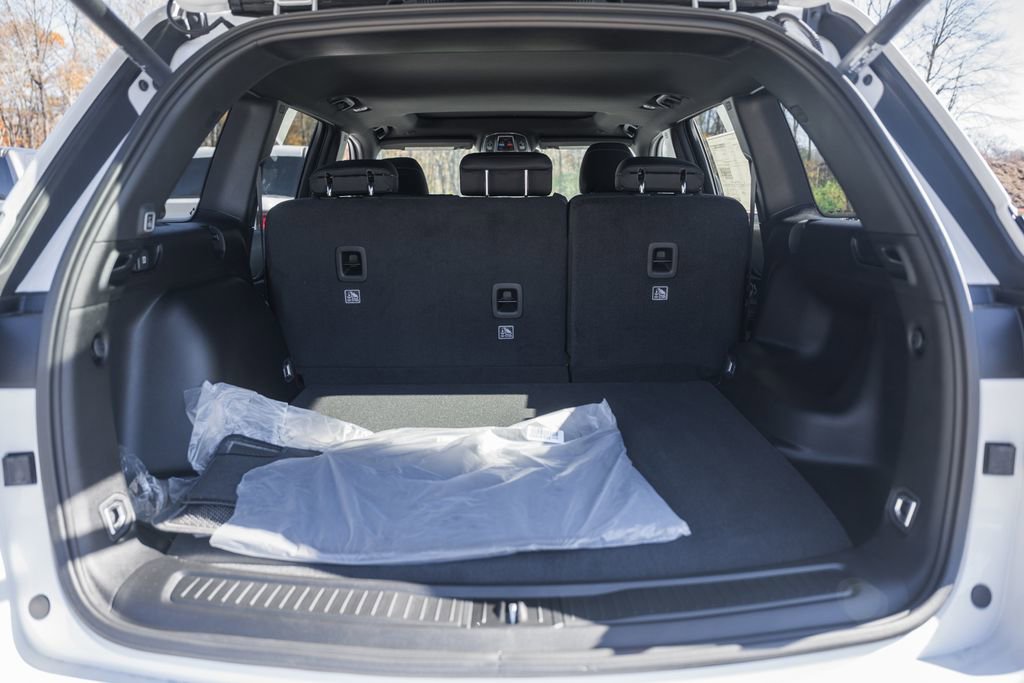 New 2025 Jeep Grand Cherokee Laredo X w/ Luxury Tech Group I image 10