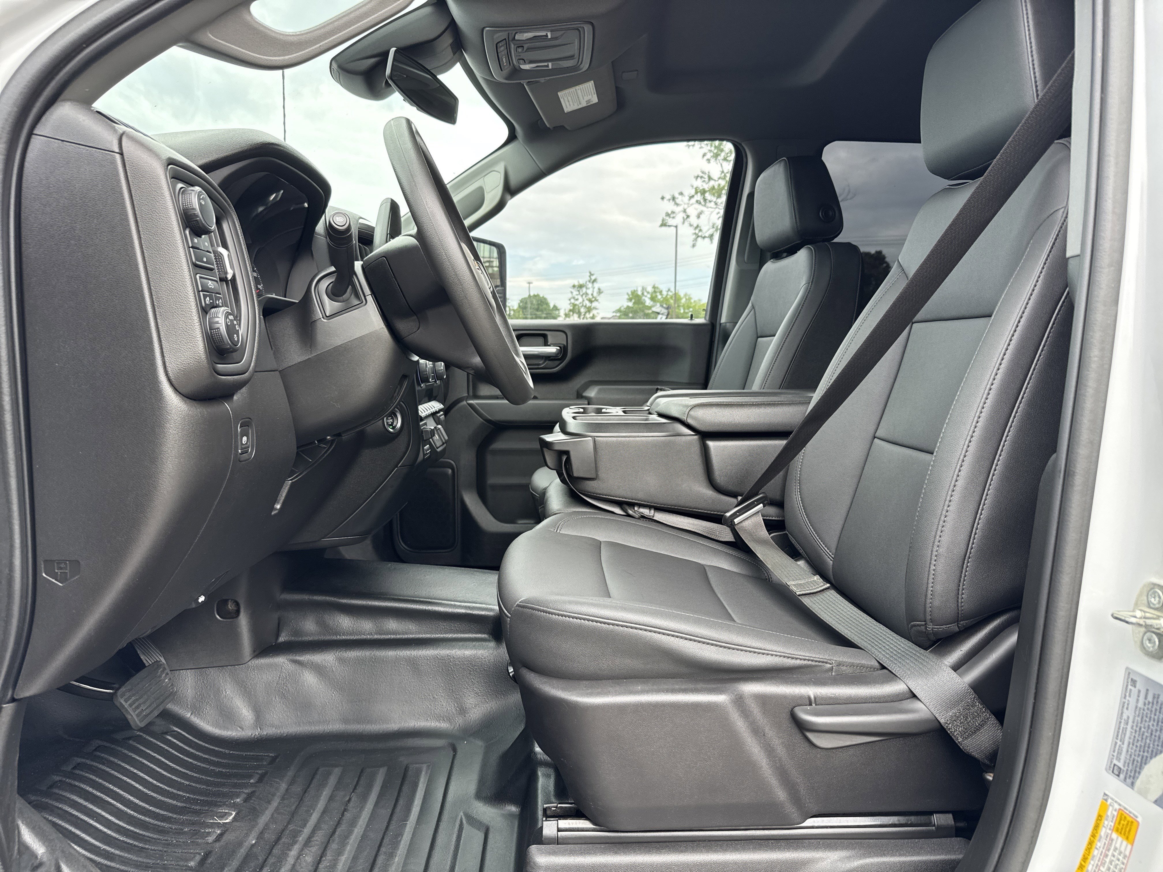 Used 2024 Chevrolet Silverado 3500 W/T AWD/4WD image 16