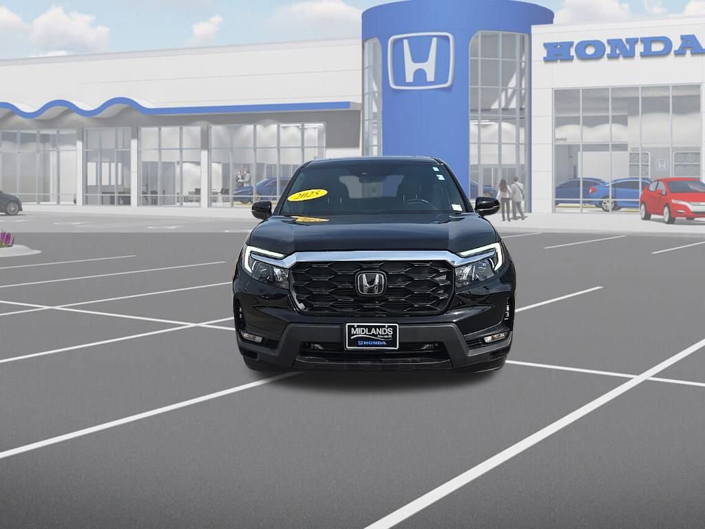 Used 2025 Honda Passport EX-L image 2
