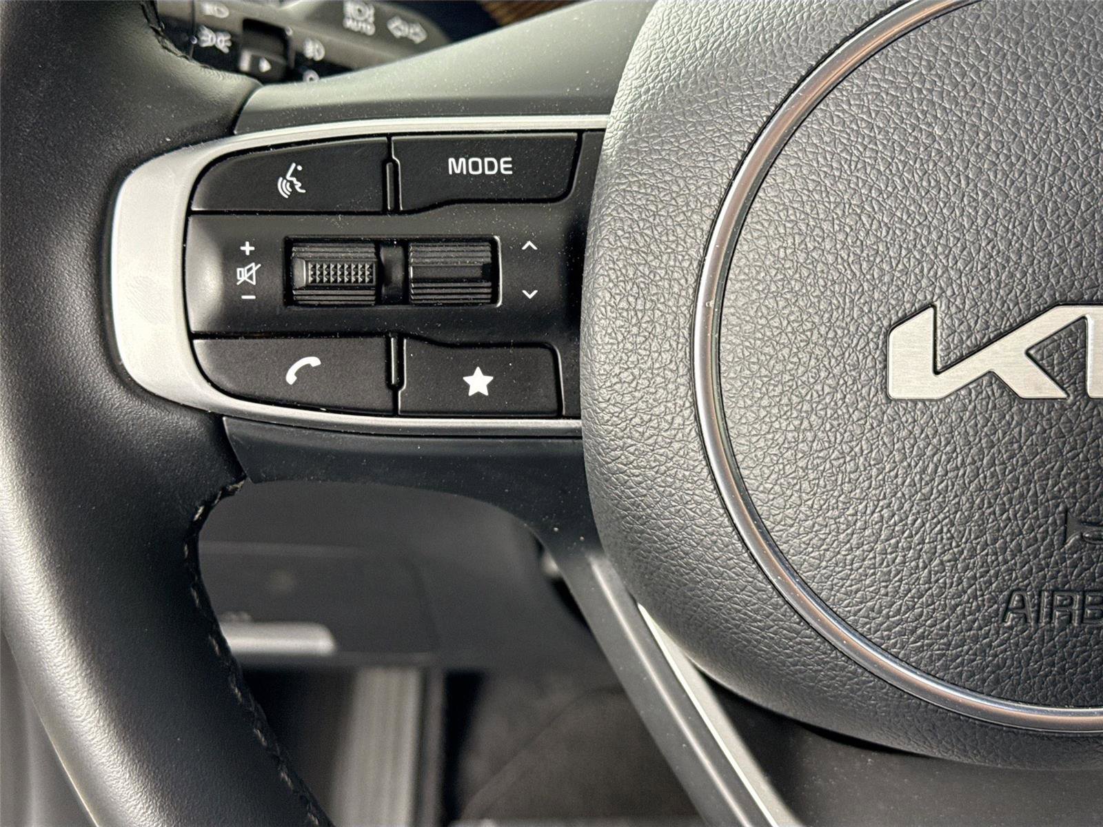 Used 2025 Kia K5 GT-Line w/ GT-Line Premium Package FWD image 18