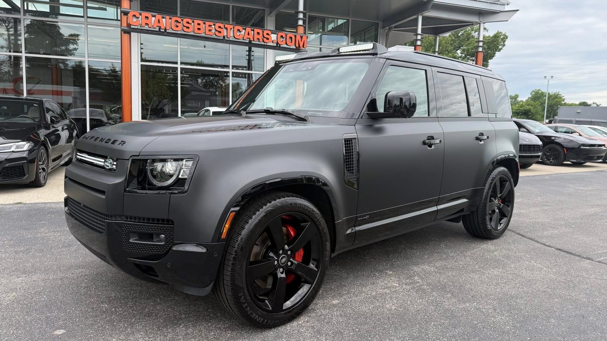 Used 2025 Land Rover Defender 110 X AWD/4WD image 7