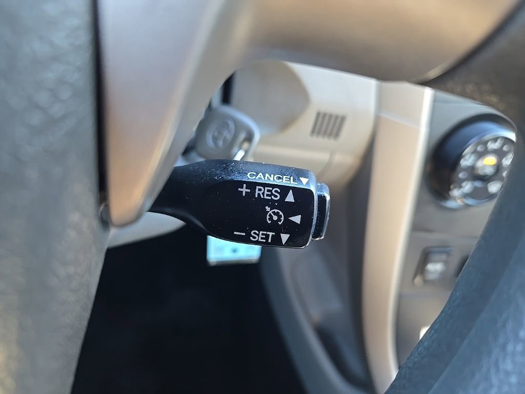 Used 2010 Toyota Corolla LE image 15