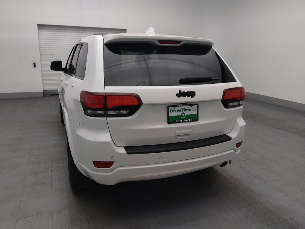 Used 2019 Jeep Grand Cherokee Altitude RWD image 6