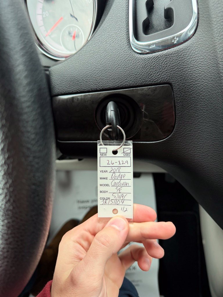 Used 2018 Dodge Grand Caravan SE FWD image 34