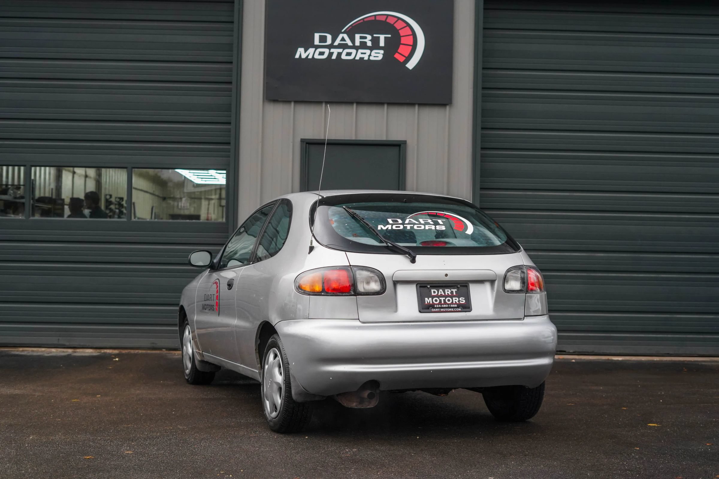 Used 2001 Daewoo Lanos S FWD image 5