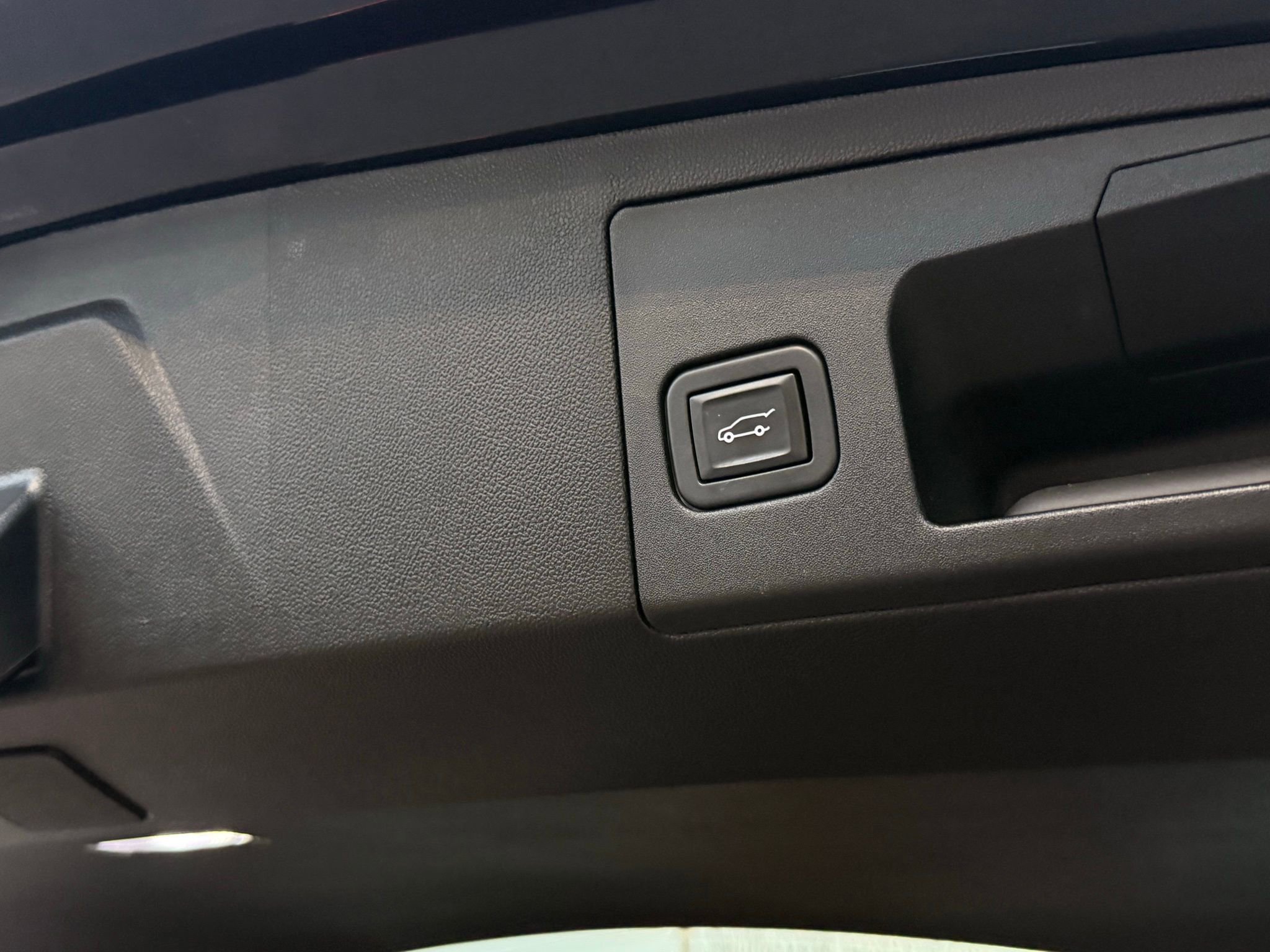 Used 2020 Cadillac XT5 Sportv image 34