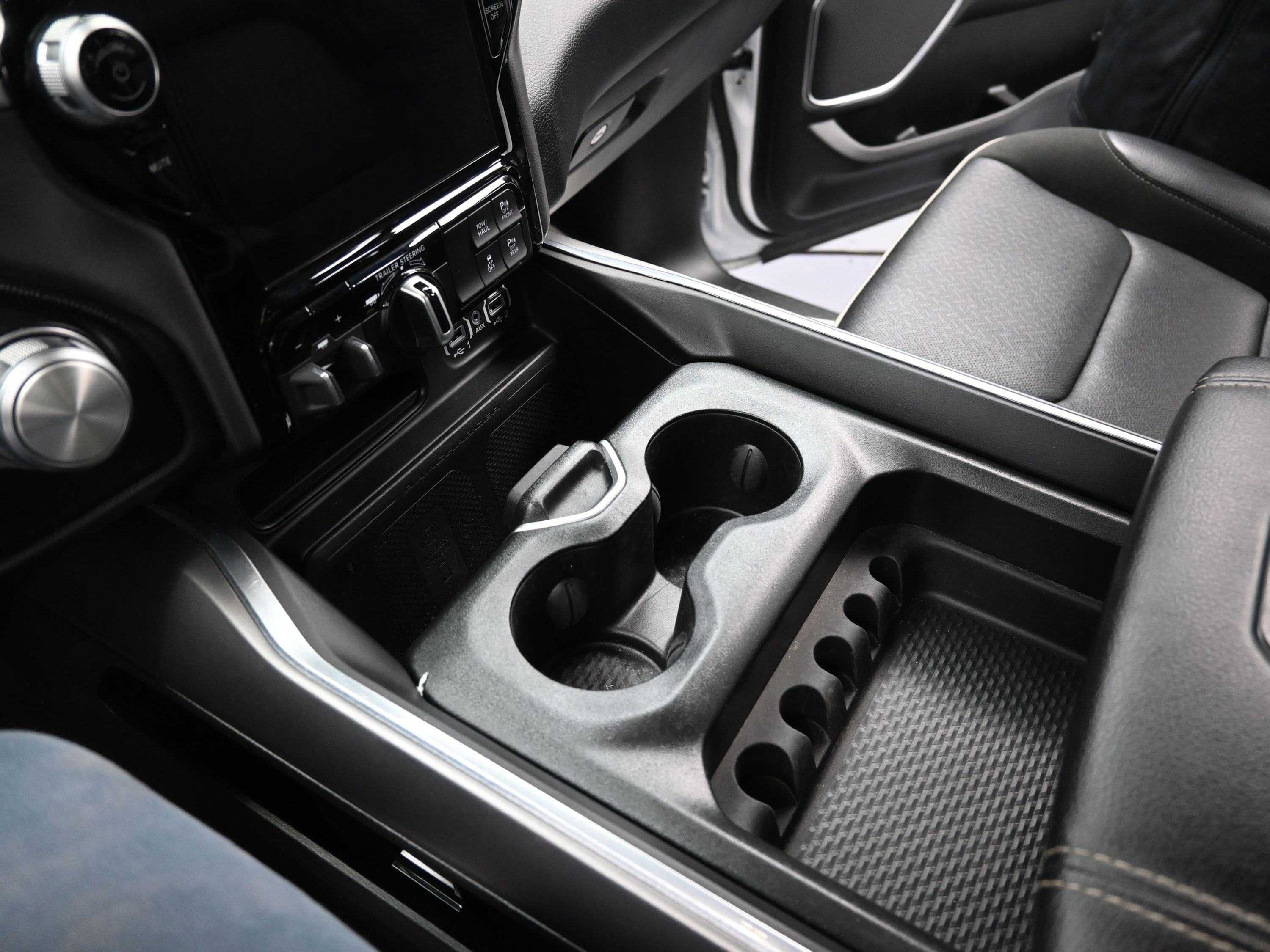 Used 2023 RAM 1500 Laramie image 22