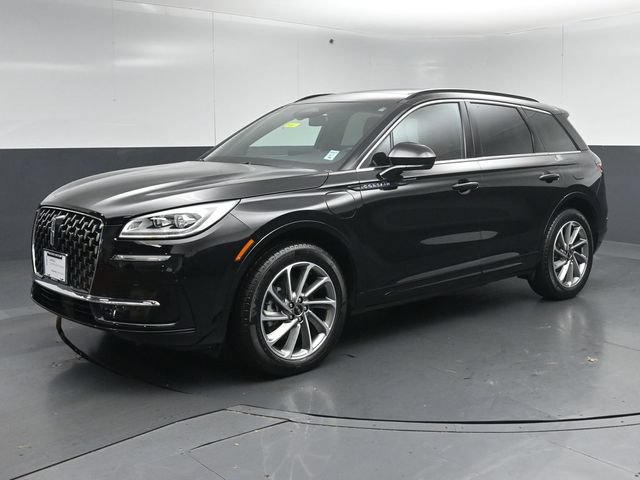 Certified 2025 Lincoln Corsair Grand Touring AWD/4WD image 3
