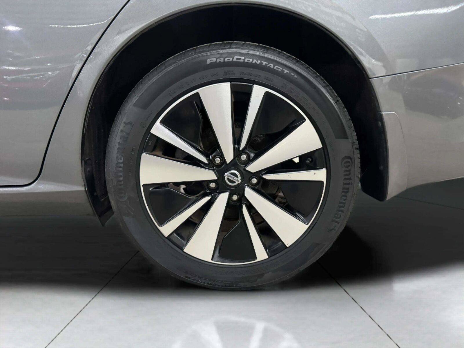 Used 2019 Nissan Altima 2.5 SV AWD/4WD image 42